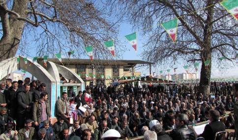 حماسه حضور در راهپیمایی 22 بهمن شهر دابودشت به روایت تصویر (2)